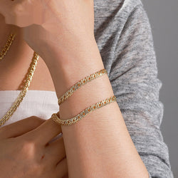 Retro Thick Chain Golden Bracelet - High-Sense Jewelry for Women